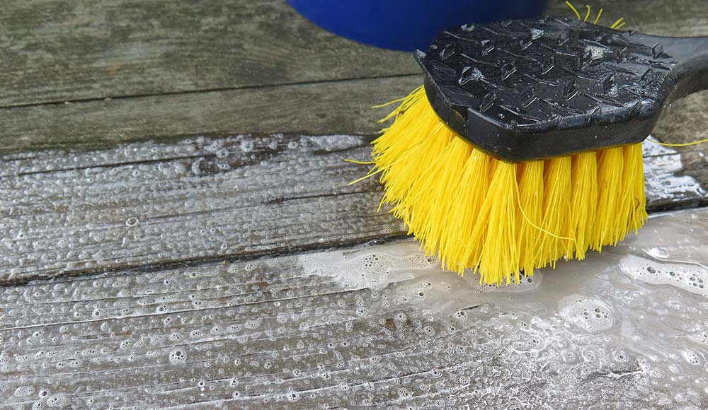 deck-cleaning-101-05