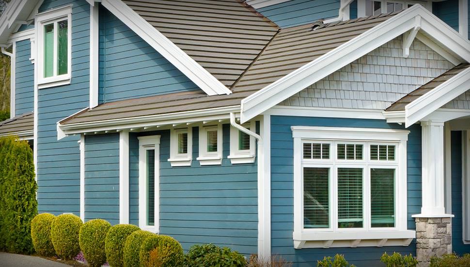 cleaning home siding